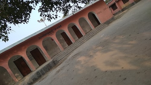 राजकीय उत्क्रमित मध्य विद्यालय कान्ही टोला चकनिया (Ashok Kumar)