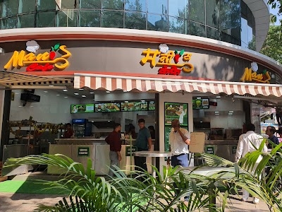 Mani's Cafe