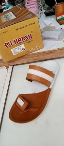 Kanpur footwear