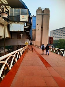 Supreme Court Metro Station Parking - Park+