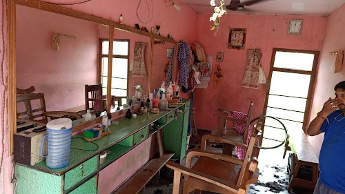 Ganesh Saloon
