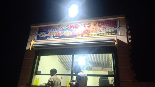 TIFFIN & SWEETS POINT
