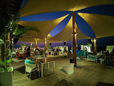 LR Beach Lounge