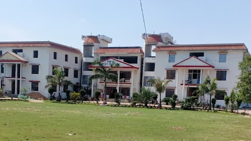 Saroj Royal Academy