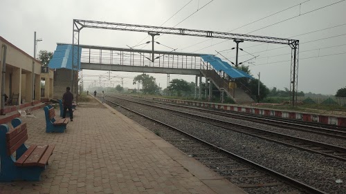 Babatpur railway station