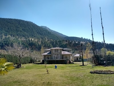 Whistling Woods Eco Resort