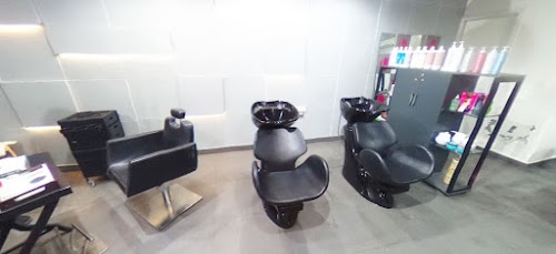 Lakme Salon
