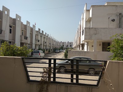 Amrapali Vanachal City