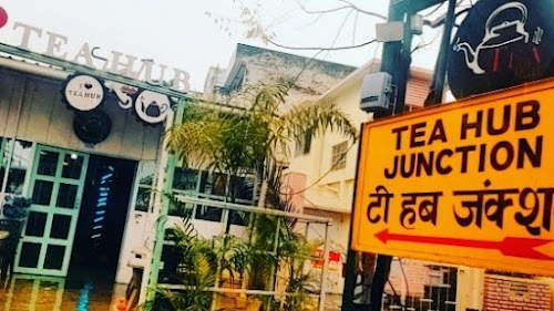 Tea Hub Tea & Snacks