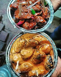 Momos Express