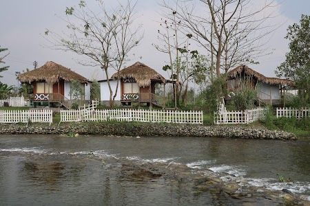 7th KM RESORT
