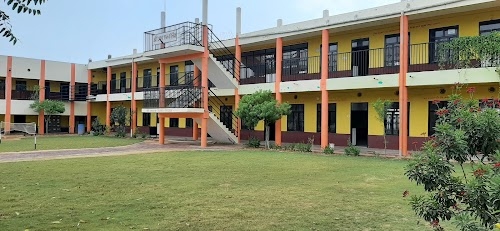 SHRI R. N. Sr. Sec. SCHOOL, COLLEGE, ITI