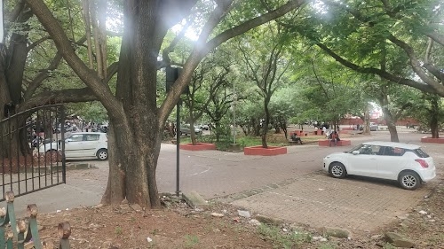 High Court Parking