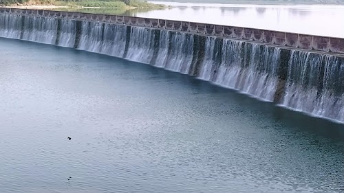 Parichha Dam