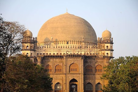 Golgumbaz Masjid