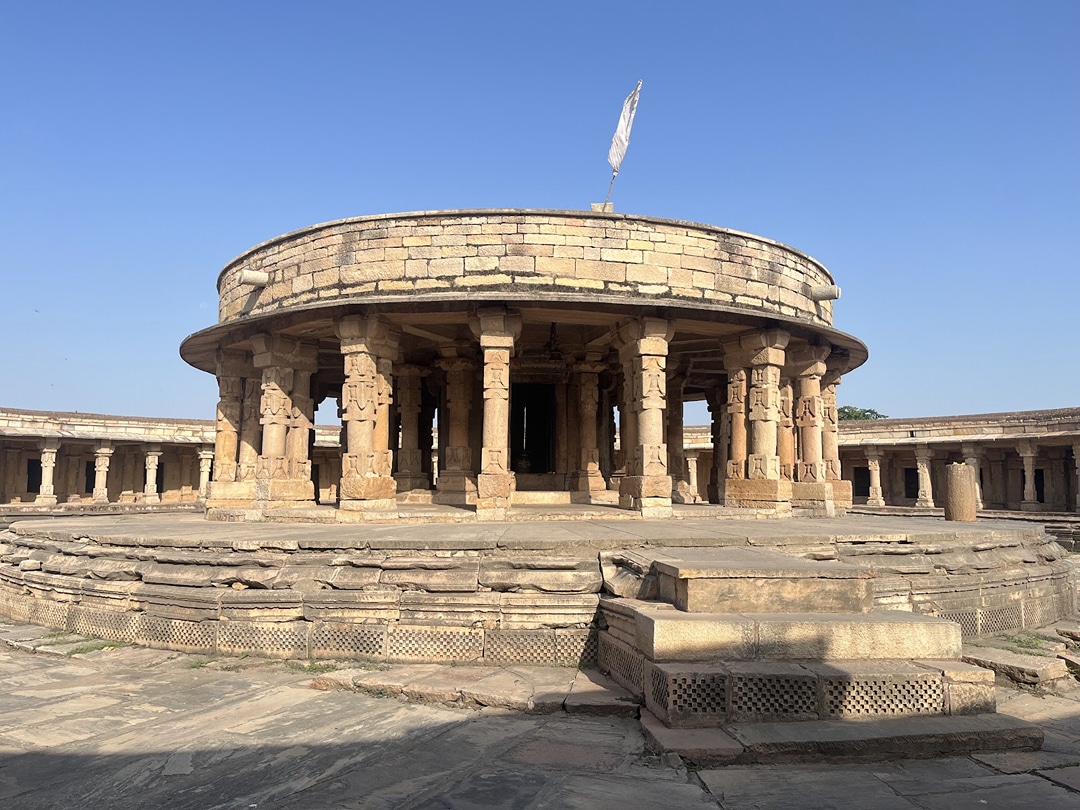 Ekattarso Mahadev Mandir ( Chausath Yogini Temple )