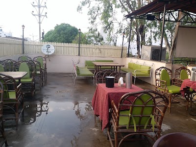 Royal Bar And restaurant
