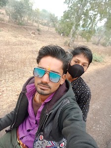 Pawan rajak jio ritelar
