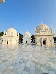 Dargah-E-Hakimi Main Gate