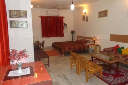 Sri Radha Krishna Kunj