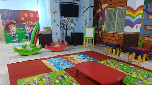Daffodils English Academy