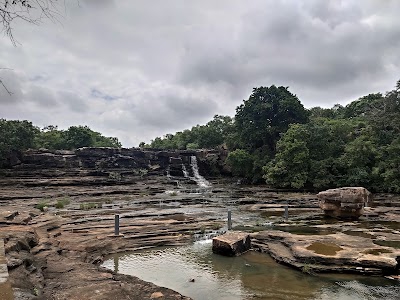 Tunda Barkha Waterfall