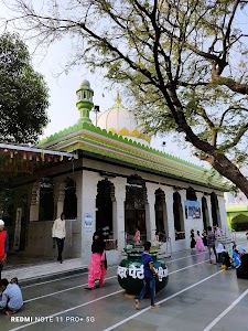 Khajrana Dargah