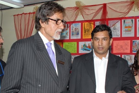 Deepak pandit bollywood astrologer - Amitabh Bachchan Astrologer