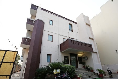 OYO 14100 Hotel D Meridien