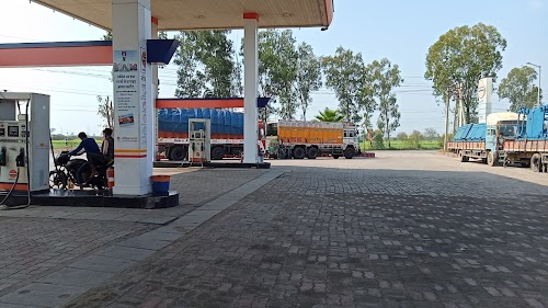 Muskan filling station