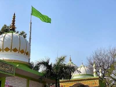 Dargah Sharif of Nahar Shah Wali درگاہ حضرت نہار شاہ ولي