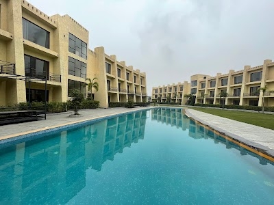 Parklane Resort