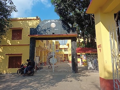 Dhrubachand Halder College