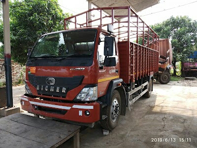 Eicher trucks and bus sales malda