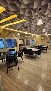 Red Chilli Café & Restaurant