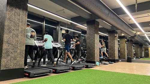 Earth Fitness - Vasai West