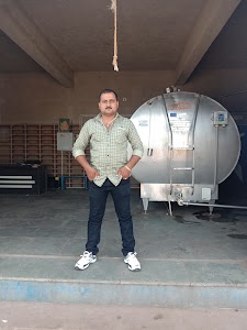 Maahi Dairy Vadala