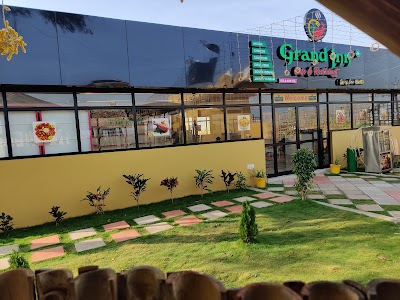 GRAND INN CAFE & RESTAURANT