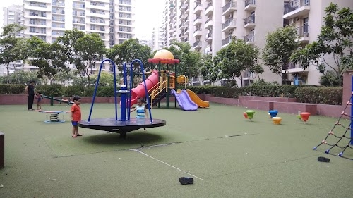 Gaur City 1, 4th Avenue