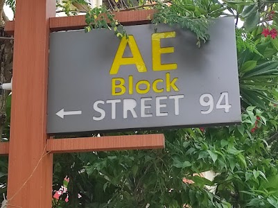 AE Block(Newtown), Newtown