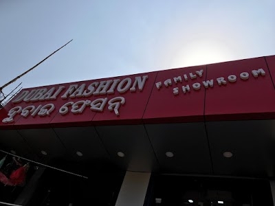 DUBAI Fashion