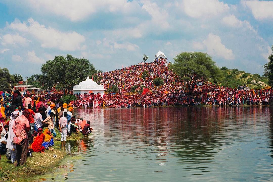 Shree Charbhuja Nath Ji Main Mandir