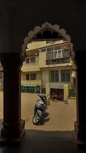 Nepali Kothi