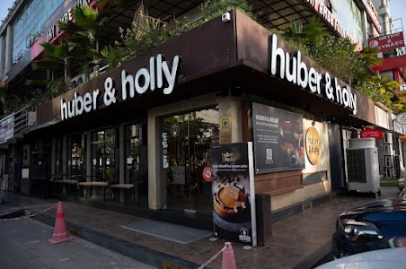 Huber & Holly – Bodakdev, Ahmedabad