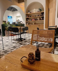 ADAM cafe | مقهى آدم