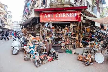 Jumma Bazar Mumbai (Chor bazaar Friday market)