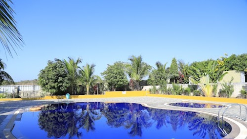 Lion Park Hotel And Resort (Pure Veg.)
