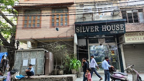 Bhogal Market