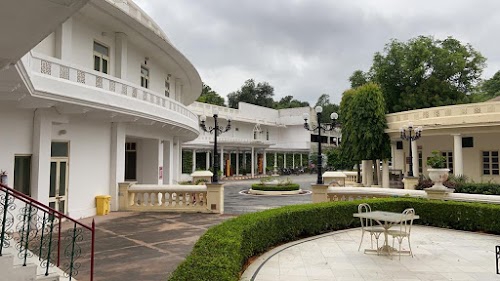 Garden Hotel
