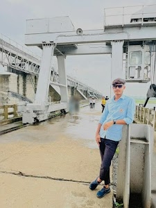 Kirana.galla bepari